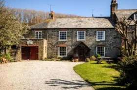 5 Bedroom Semi-Detac...