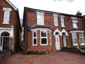 2 Bedroom Maisonette