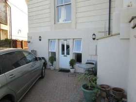 2 Bedroom Flat