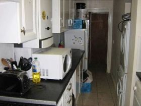 6 Bedroom House Shar...