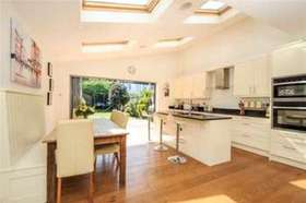 5 Bedroom Terraced