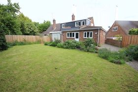 4&nbsp;Bedroom&nbsp;Semi-Detac...