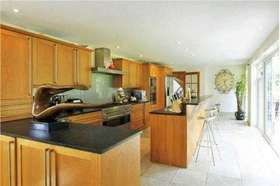 5 Bedroom Detached