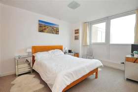 1 Bedroom Apartment