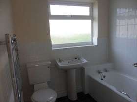 3 Bedroom Semi-Detac...