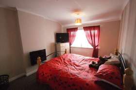 3 Bedroom Semi-Detac...