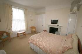 6 Bedroom Detached
