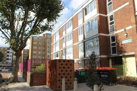 2 Bedroom Maisonette