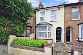 2 Bedroom Terraced