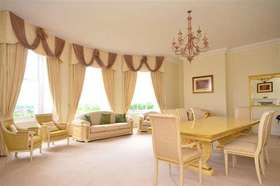 4 Bedroom Apartment