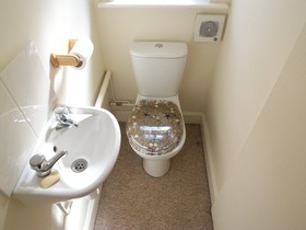 5 Bedroom Detached