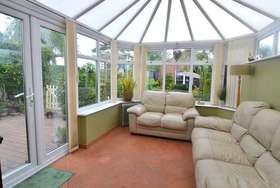 4 Bedroom End of Ter...