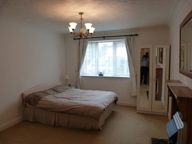 1 Bedroom Flat