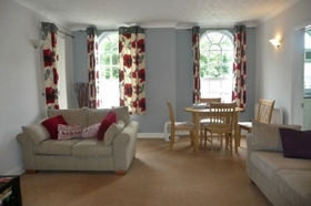 2 Bedroom Flat