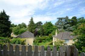 4&nbsp;Bedroom&nbsp;Semi-Detac...