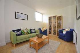 2 Bedroom Flat