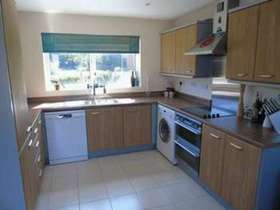 5 Bedroom Semi-Detac...