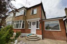 3 Bedroom Semi-Detac...