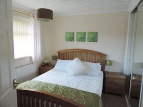 3 Bedroom Semi-Detac...