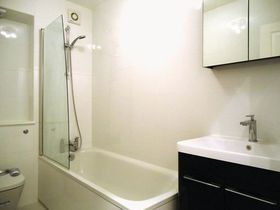 1 Bedroom Flat