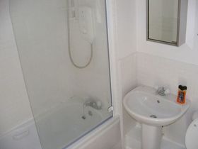 2 Bedroom Flat