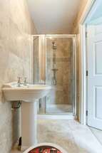 4 Bedroom Semi-Detac...