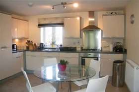 2 Bedroom Flat
