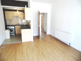 2 Bedroom Flat