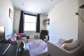 1 Bedroom Flat