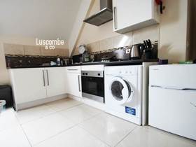 1 Bedroom Flat