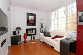 1&nbsp;Bedroom&nbsp;Ground Fla...