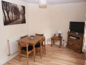 3 Bedroom Semi-Detac...