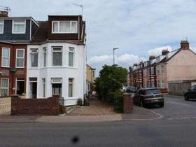 8 Bedroom Terraced