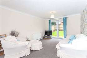 3 Bedroom End of Ter...