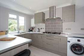 3&nbsp;Bedroom&nbsp;Semi-Detac...