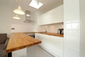 West London Studios  London, S...