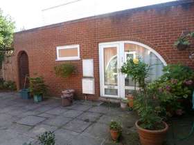1 Bedroom Bungalow