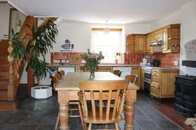 5&nbsp;Bedroom&nbsp;Detached