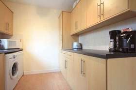 3 Bedroom Semi-Detac...