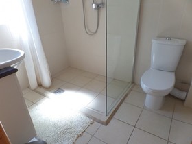 2 Bedroom Bungalow