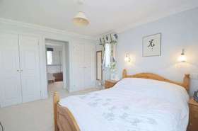 5&nbsp;Bedroom&nbsp;Detached