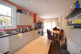 4 Bedroom Semi-Detac...
