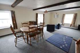 2 Bedroom Flat