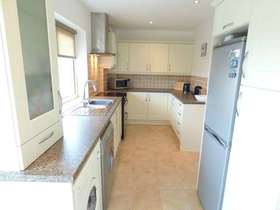 3 Bedroom End of Ter...