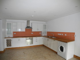 3 Bedroom Semi-Detac...