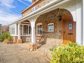 3 Bedroom Cottage