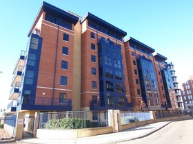 2 Bedroom Apartment