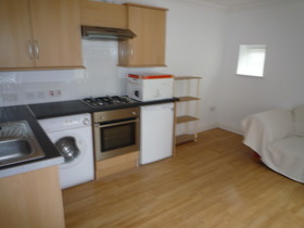 1 Bedroom Flat