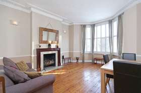 2 Bedroom Ground Fla...