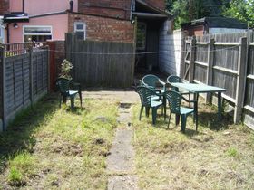 3 Bedroom End of Ter...
